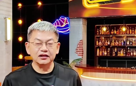 世界赛官网直播预告-苏群：湖人的好日子来了 接下来4个客场至少赢2场 里夫斯要回归了