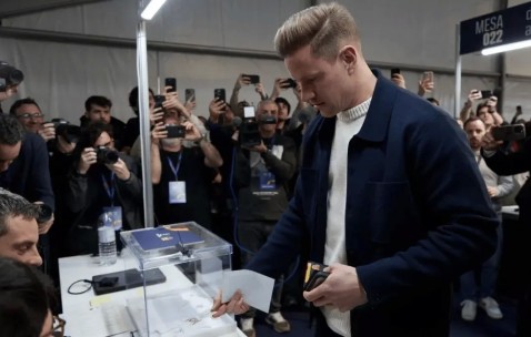 世界赛官网直播预告-因本人未更新会员信息，特狮未被列入选民名单因此无法投票