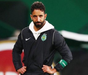 世界赛官网直播预告-曼联去滕入林=炒250人+砍弗爵养老金的3000万白省